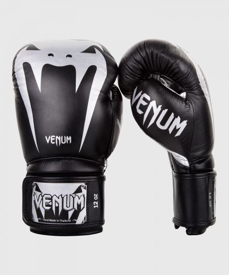 Venum  Giant 3.0 Bokshandschoenen - Nappa Leer - Zwart/Zilver