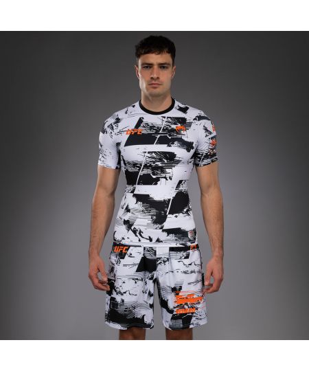 UFC Zenith by Venum Authentic Fight Week Performance Shortsleeve Rashguard Heren - Wit