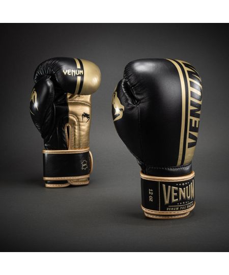 Venum Shield Pro bokshandschoenen met klittenband - zwart/goud
