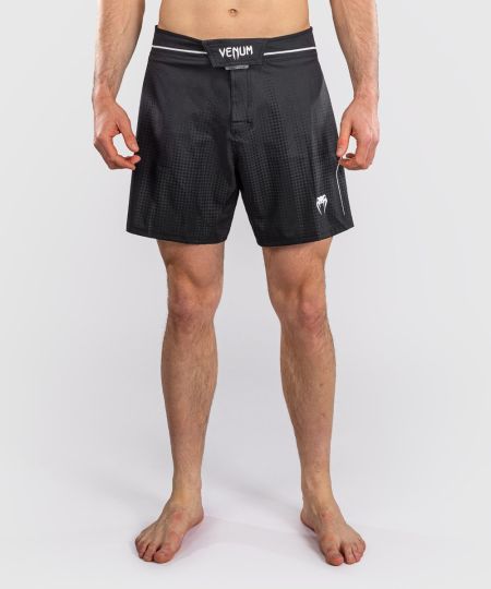 Venum Stealth Fightshorts - Zwart/Wit