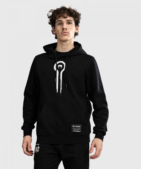 Venum x Assassin’s Creed Shadows Hoodie - Zwart