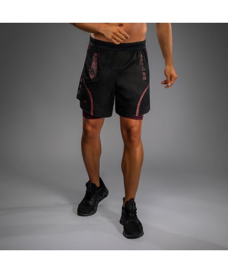 Venum x Assassin’s Creed Shadows Trainingsshorts voor Mannen - Bordeauzwart.