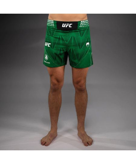 UFC Zenith by Venum Authentic Fight Night Short Fit Fight Short Heren - Groen