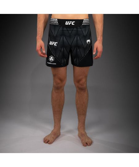 UFC Zenith by Venum Authentic Fight Night Gladiator Fight Short Heren - Zwart