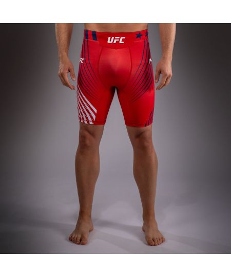 Official UFC Freedom 250 by Venum Authentic Fight Night Vale Tudo Shorts voor heren - Rood