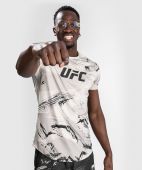 UFC Venum Dry Tech T-shirt Authentic Fight Week 2.0 (Heren) - Zand